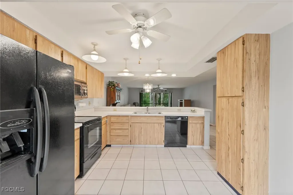137 Pinebrook Drive Fort Myers FL 33907