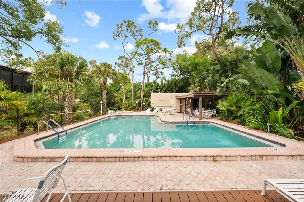 137 Pinebrook Drive Fort Myers FL 33907