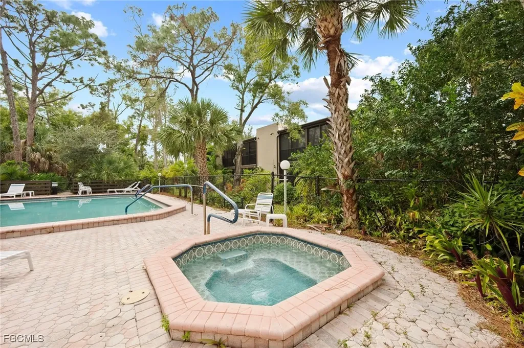 137 Pinebrook Drive Fort Myers FL 33907