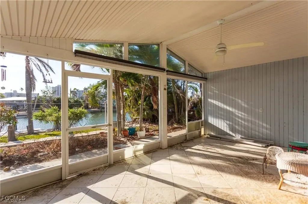 20 Sunview Boulevard Fort Myers Beach FL 33931