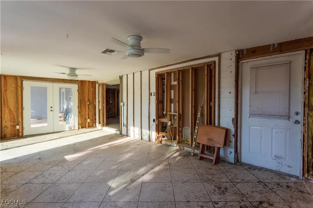 20 Sunview Boulevard Fort Myers Beach FL 33931