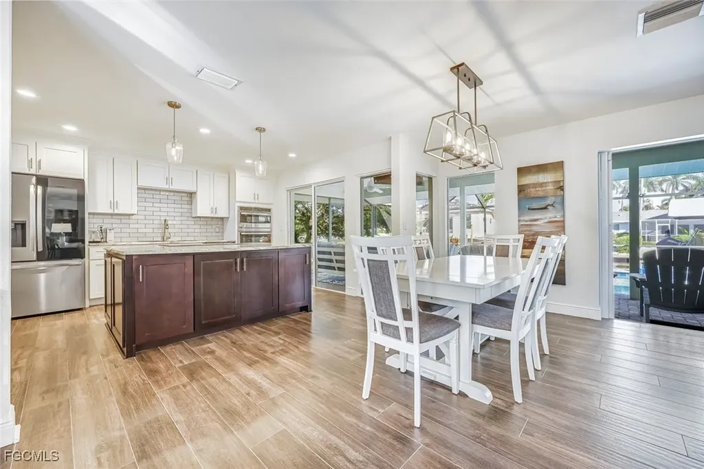5805 SW 1st Place Cape Coral FL 33914