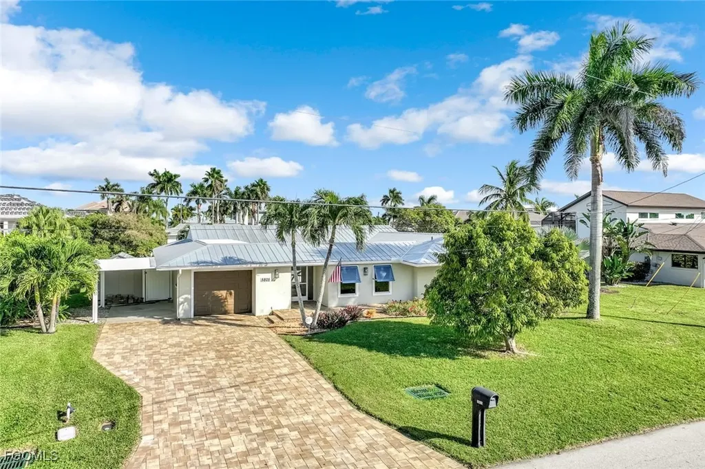 5805 SW 1st Place Cape Coral FL 33914