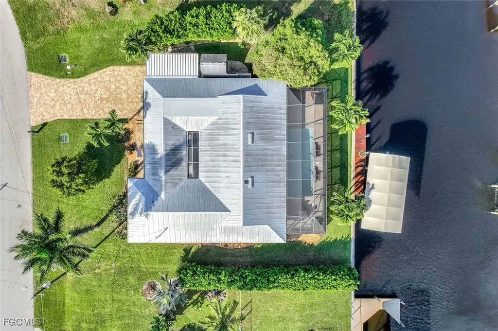 5805 SW 1st Place Cape Coral FL 33914