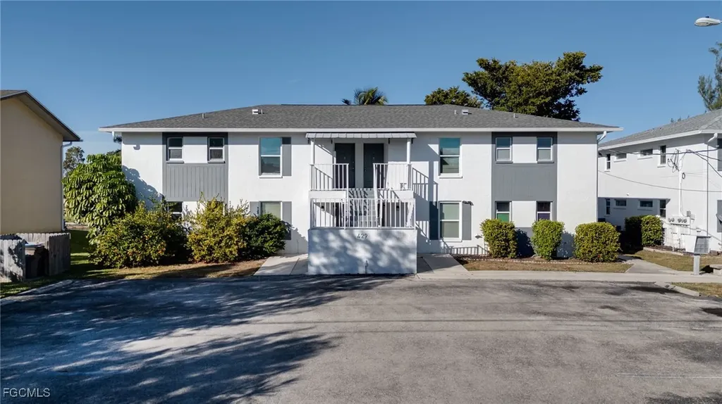 429 SW 47th Terrace Cape Coral FL 33914