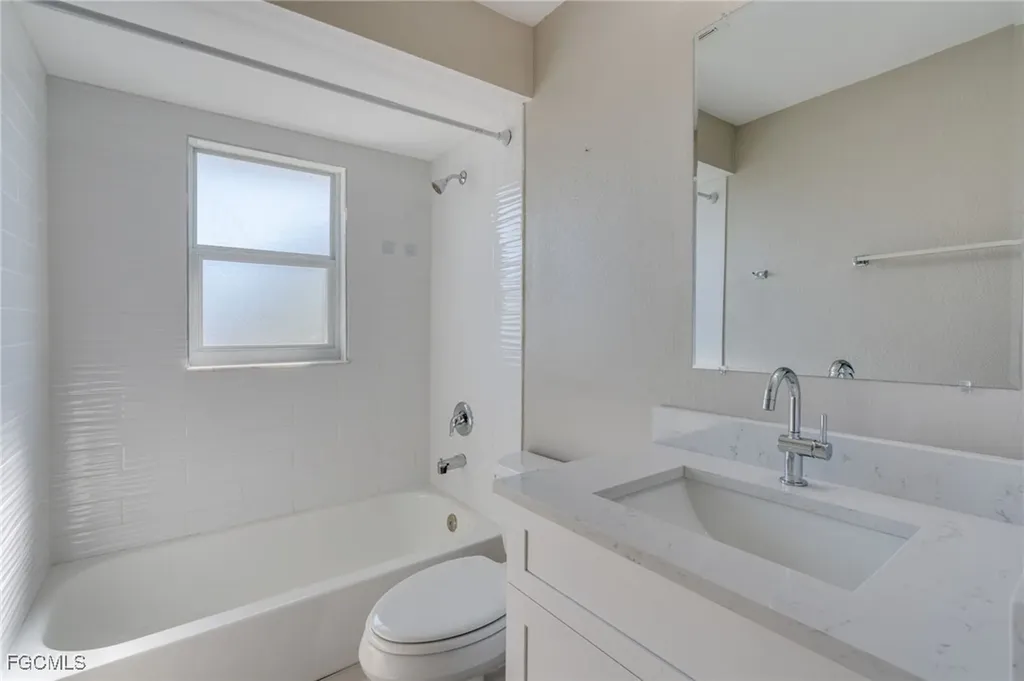 429 SW 47th Terrace Cape Coral FL 33914