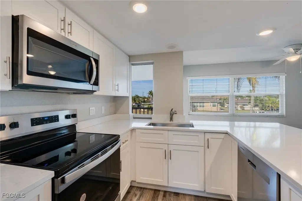 429 SW 47th Terrace Cape Coral FL 33914