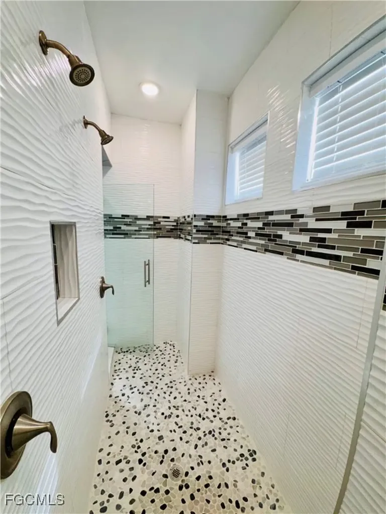 2510 18th Street SW Lehigh Acres FL 33976