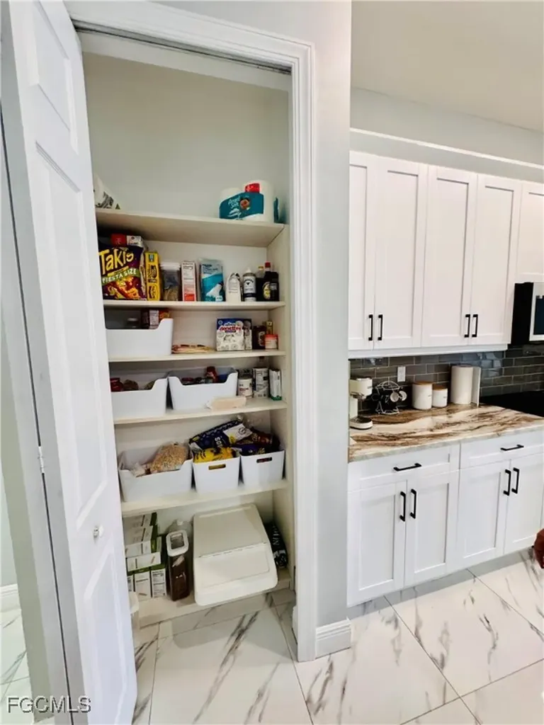 2510 18th Street SW Lehigh Acres FL 33976