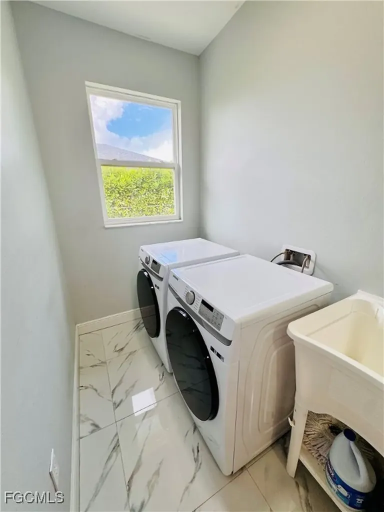 2510 18th Street SW Lehigh Acres FL 33976