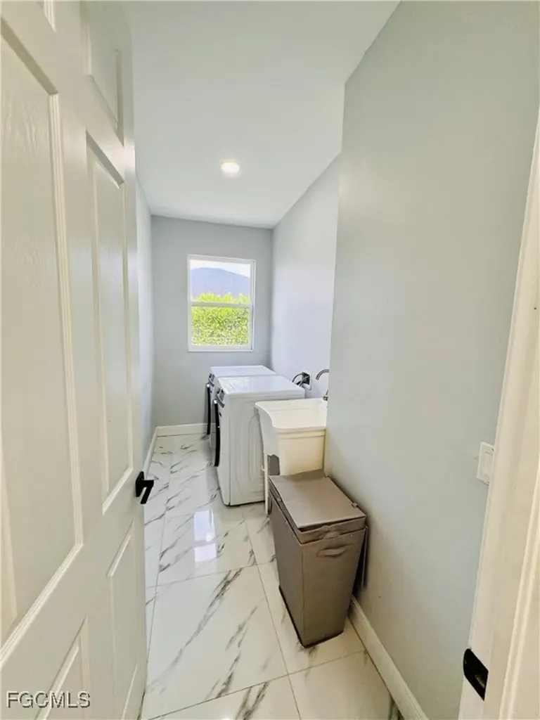 2510 18th Street SW Lehigh Acres FL 33976