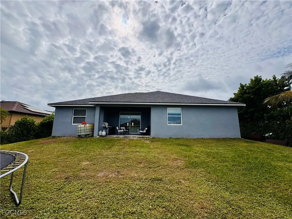 2510 18th Street SW Lehigh Acres FL 33976