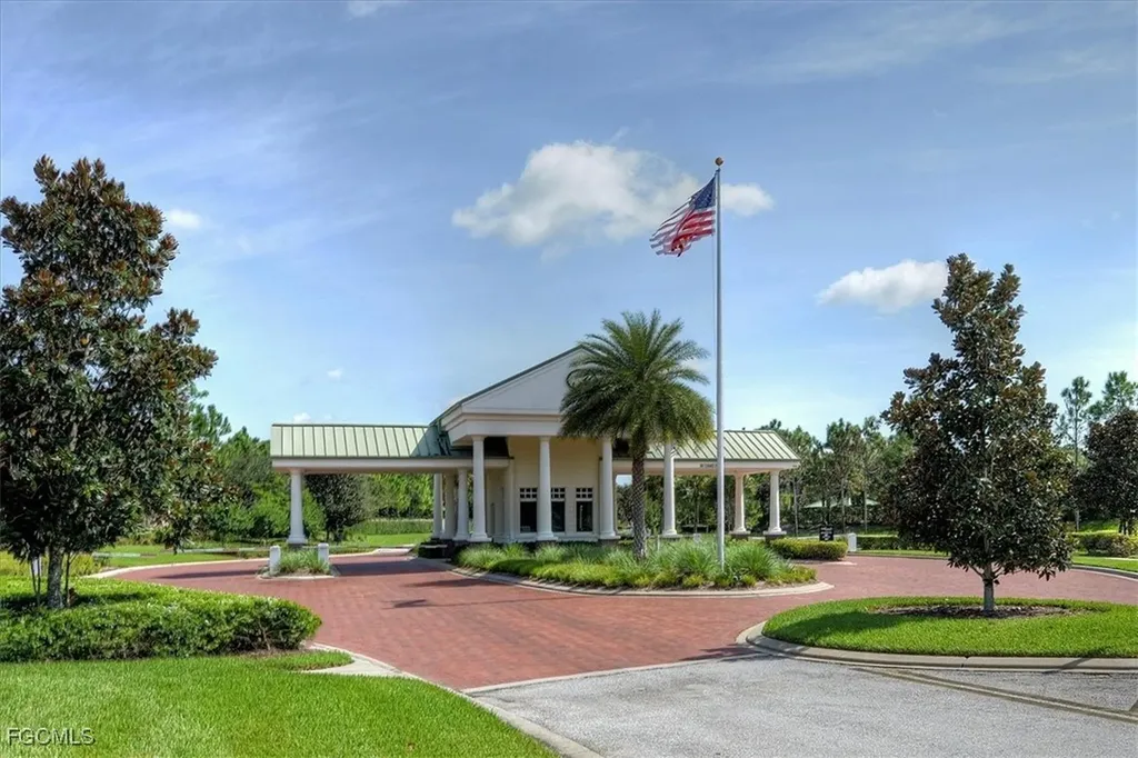 3244 Magnolia Landing Lane North Fort Myers FL 33917