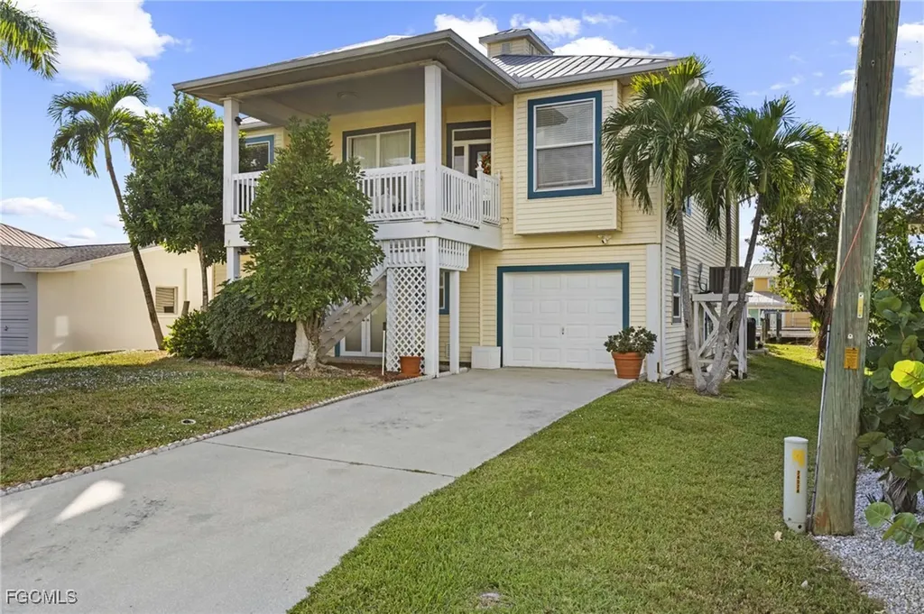 2291 Palm Avenue St. James City FL 33956