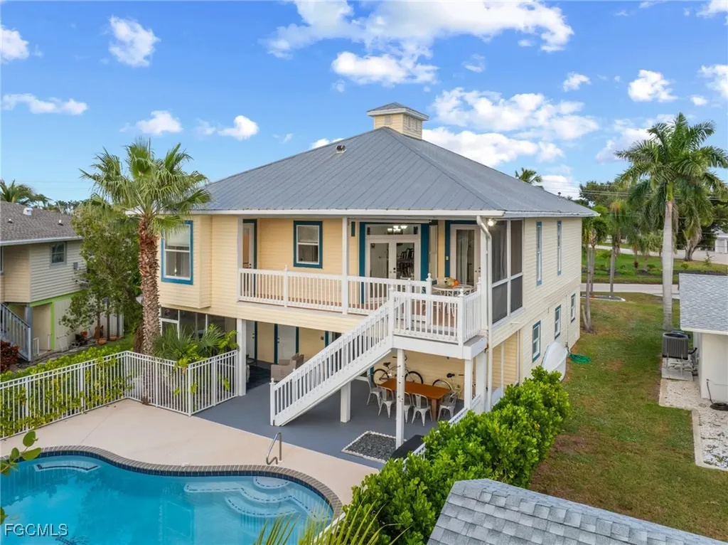 2291 Palm Avenue St. James City FL 33956