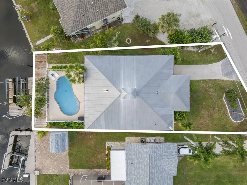 2291 Palm Avenue St. James City FL 33956