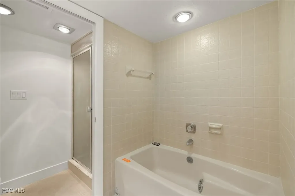 2915 W Gulf Drive Sanibel FL 33957