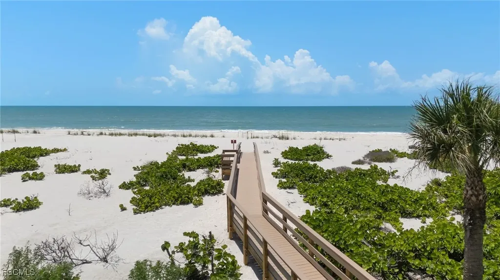 2915 W Gulf Drive Sanibel FL 33957