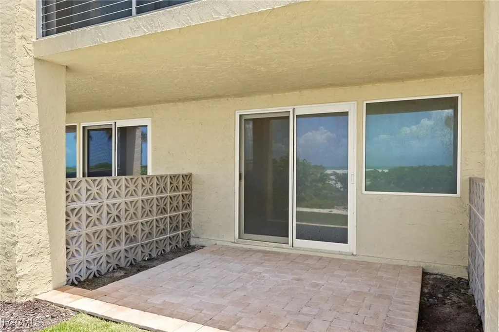 2915 W Gulf Drive Sanibel FL 33957