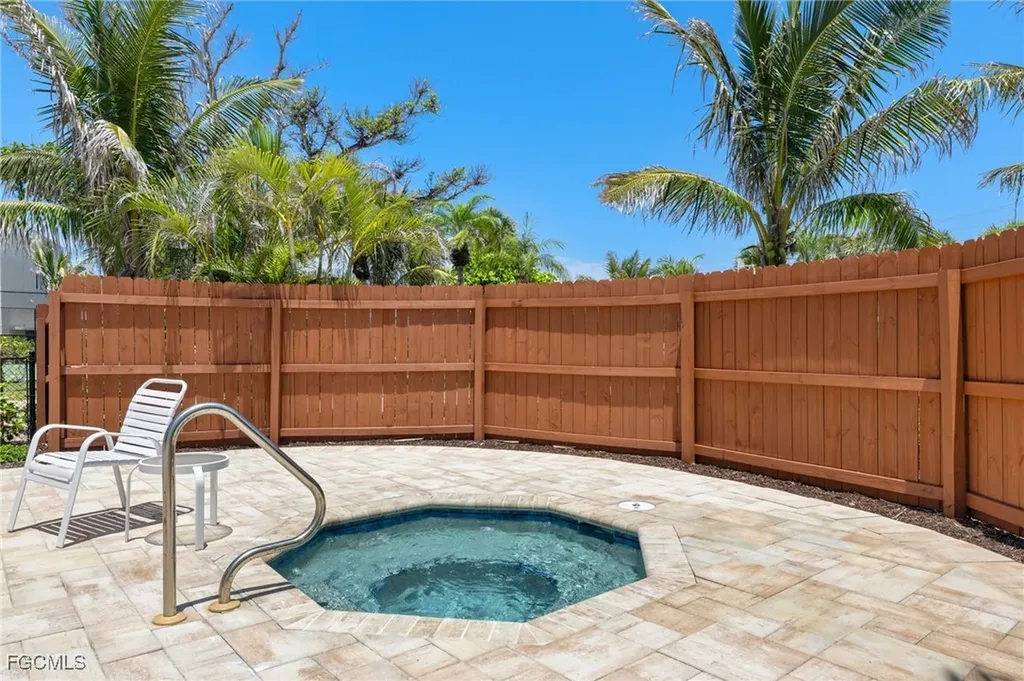 2915 W Gulf Drive Sanibel FL 33957