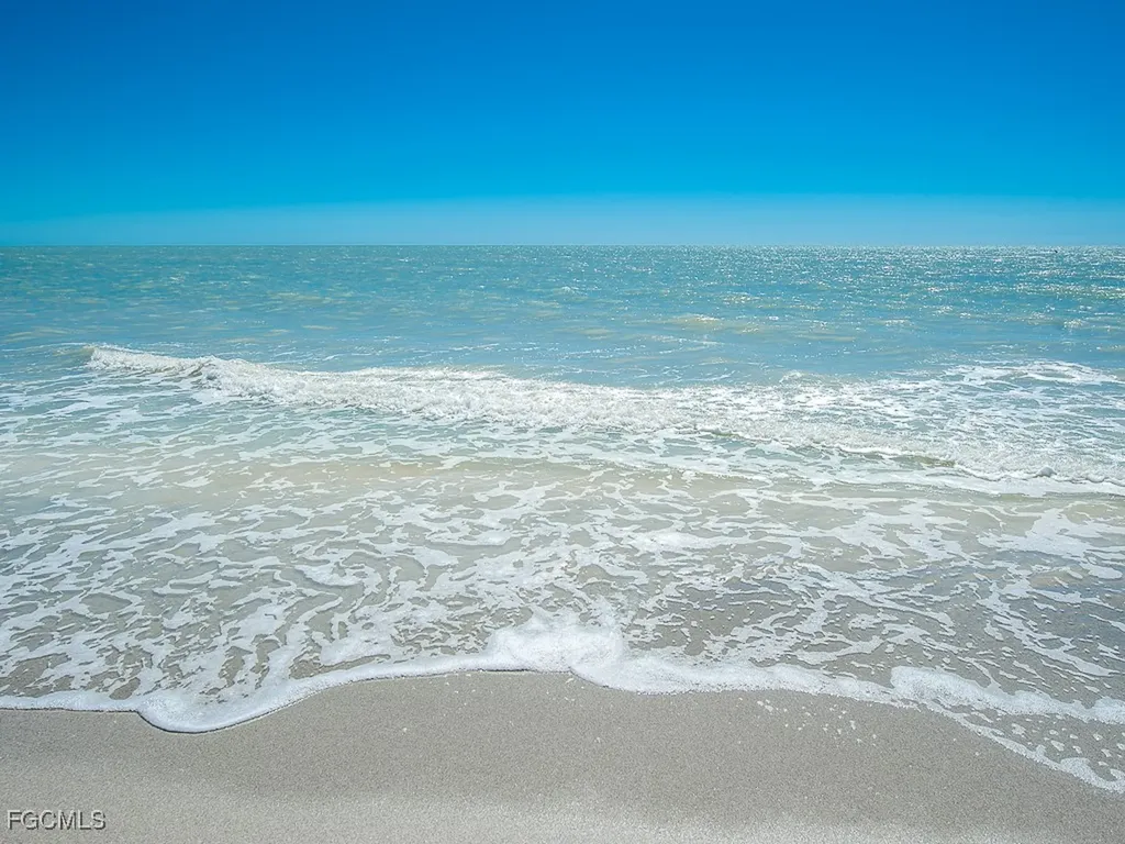 2915 W Gulf Drive Sanibel FL 33957