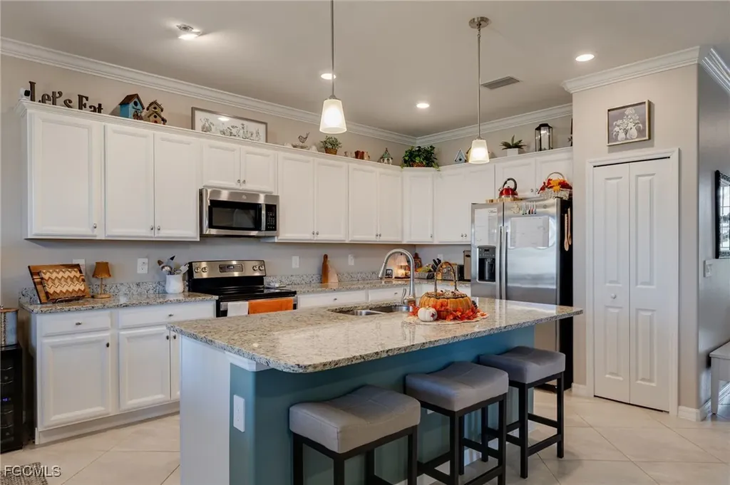 16042 Rosemallow Lane Alva FL 33920