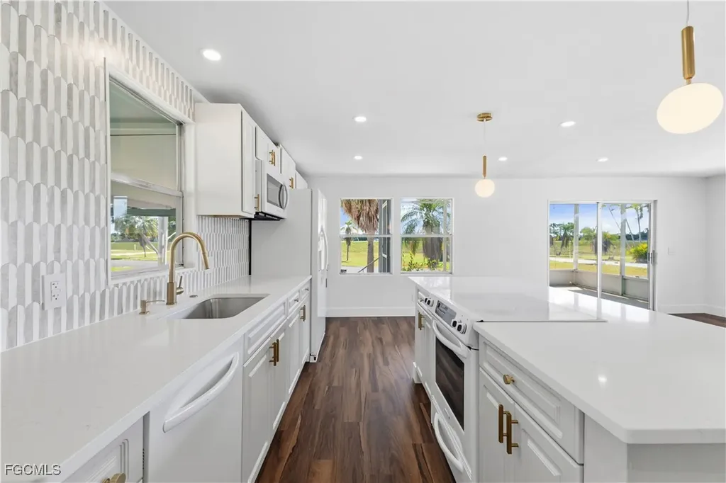 13670 Dowitcher Drive Fort Myers FL 33908