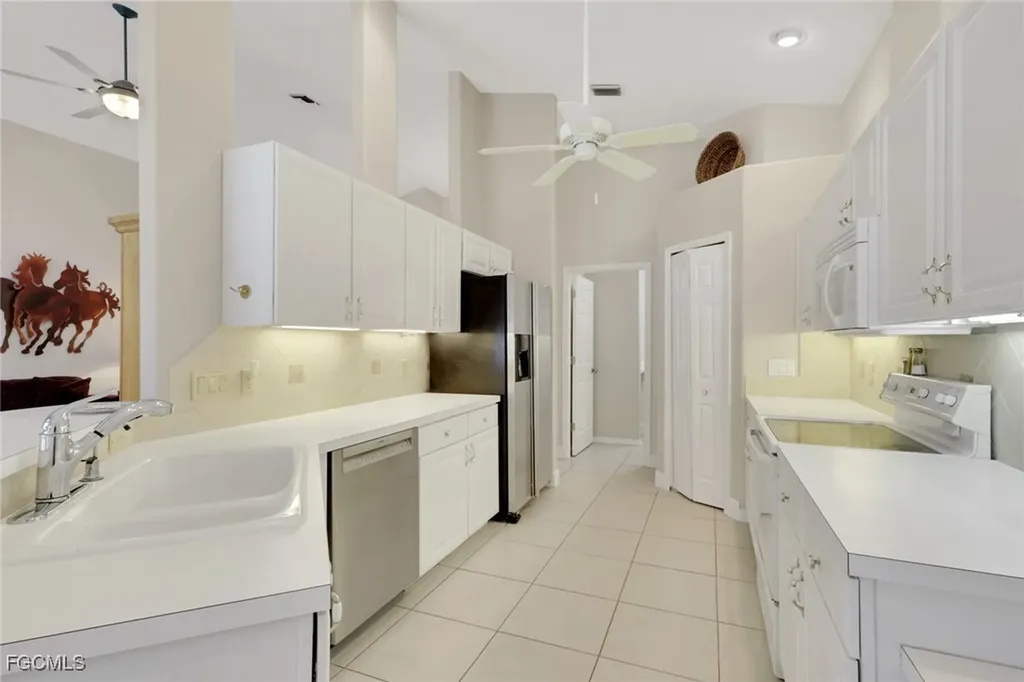 9519 Mariners Cove Lane S Fort Myers FL 33919