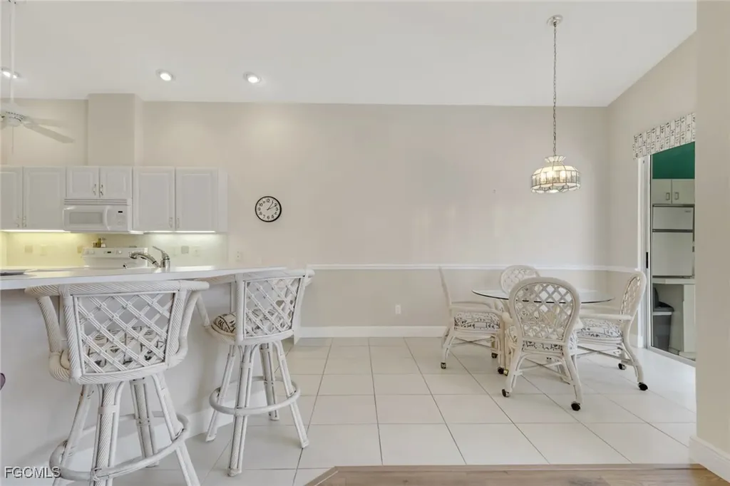 9519 Mariners Cove Lane S Fort Myers FL 33919