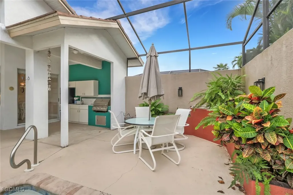 9519 Mariners Cove Lane S Fort Myers FL 33919