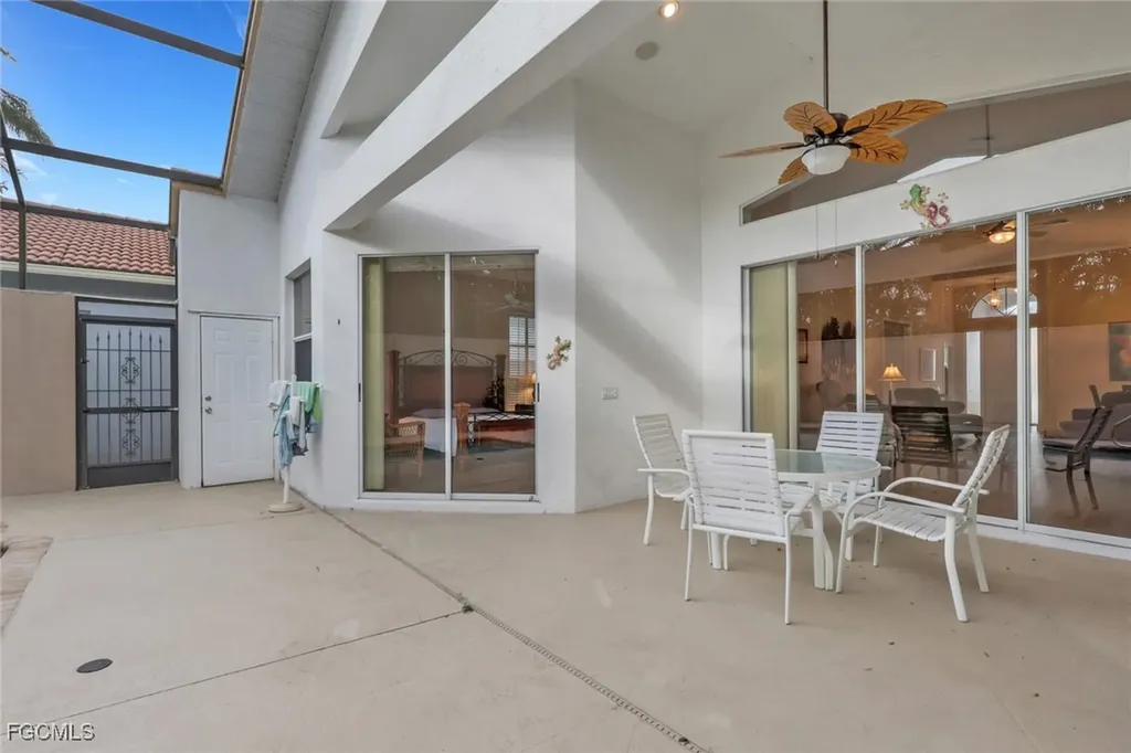 9519 Mariners Cove Lane S Fort Myers FL 33919