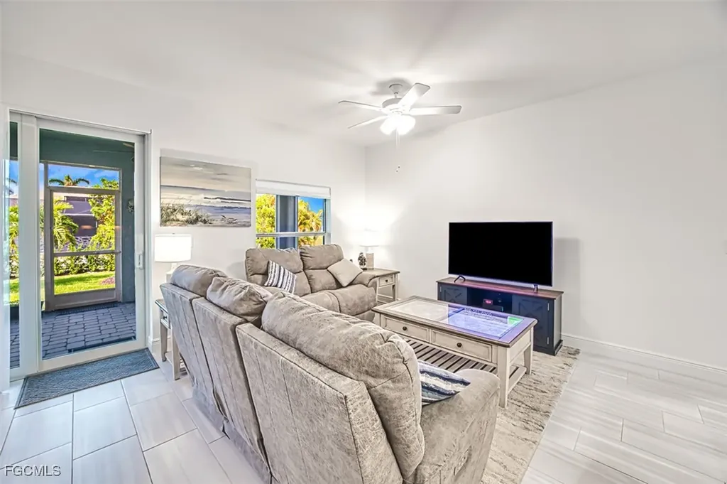 1012 NW 35th Place Cape Coral FL 33993