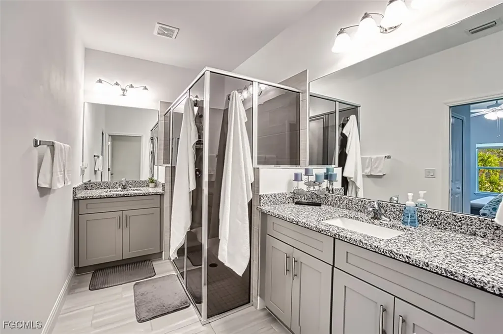 1012 NW 35th Place Cape Coral FL 33993