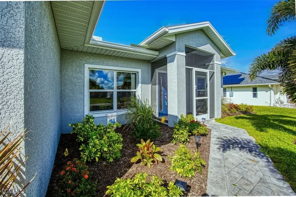 1012 NW 35th Place Cape Coral FL 33993