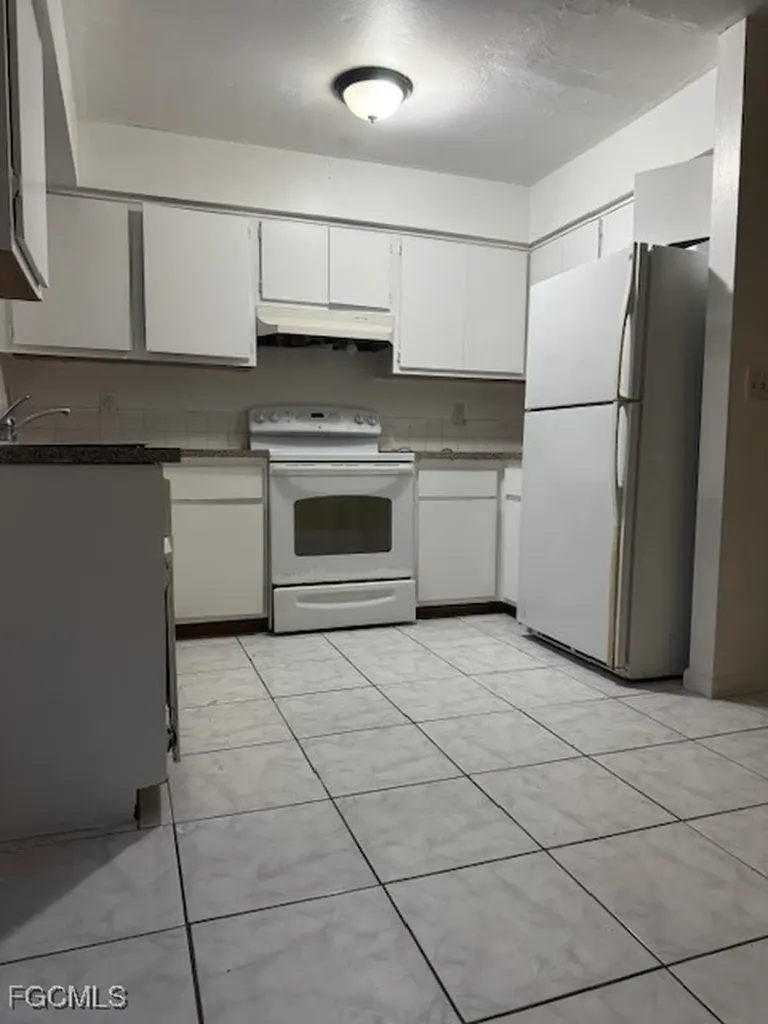 5526/5528 3rd Avenue Fort Myers FL 33907
