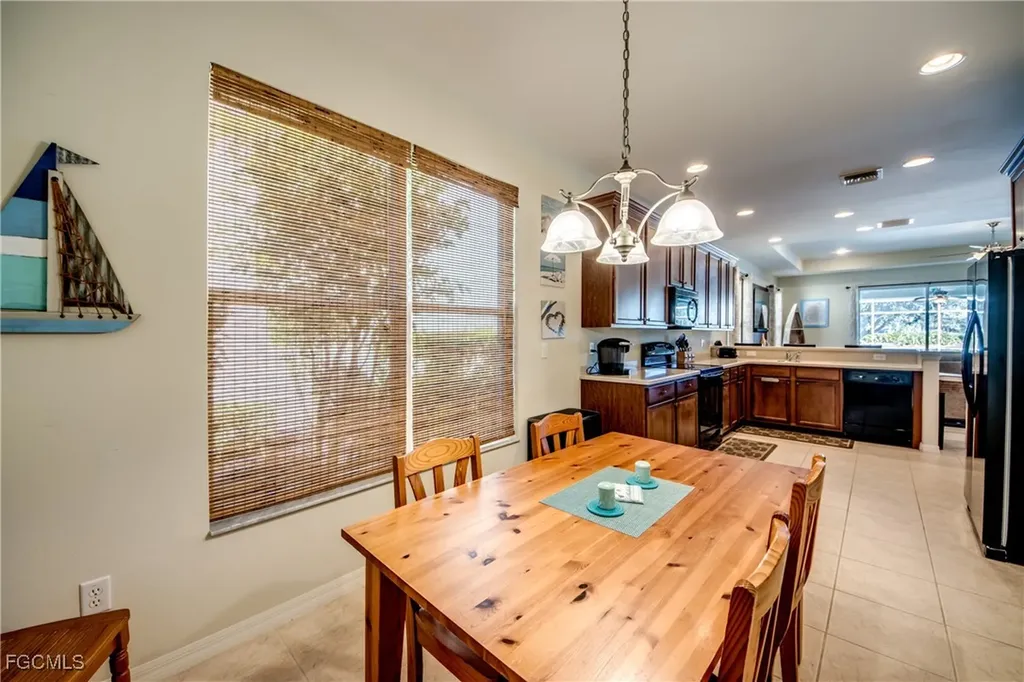 2647 Maraval Court Cape Coral FL 33991