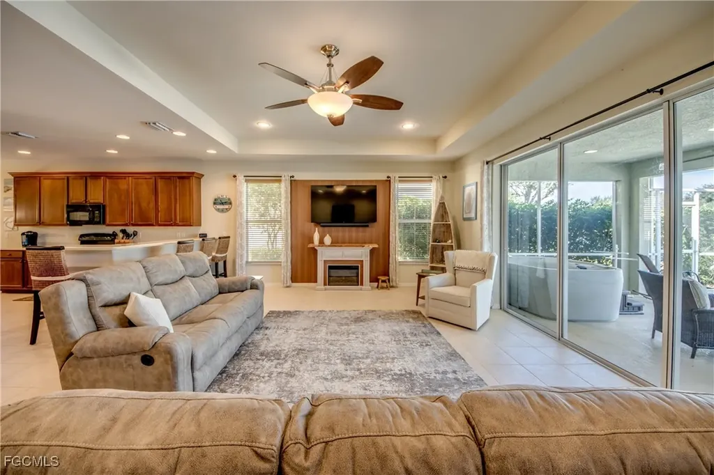 2647 Maraval Court Cape Coral FL 33991