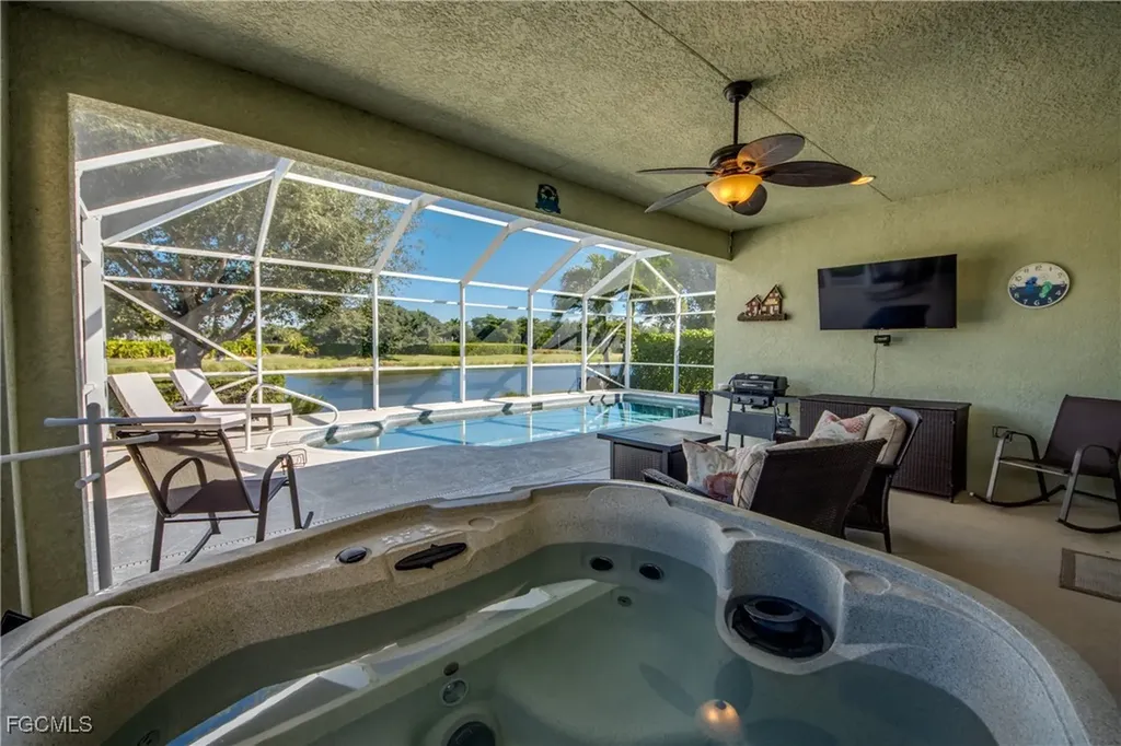 2647 Maraval Court Cape Coral FL 33991
