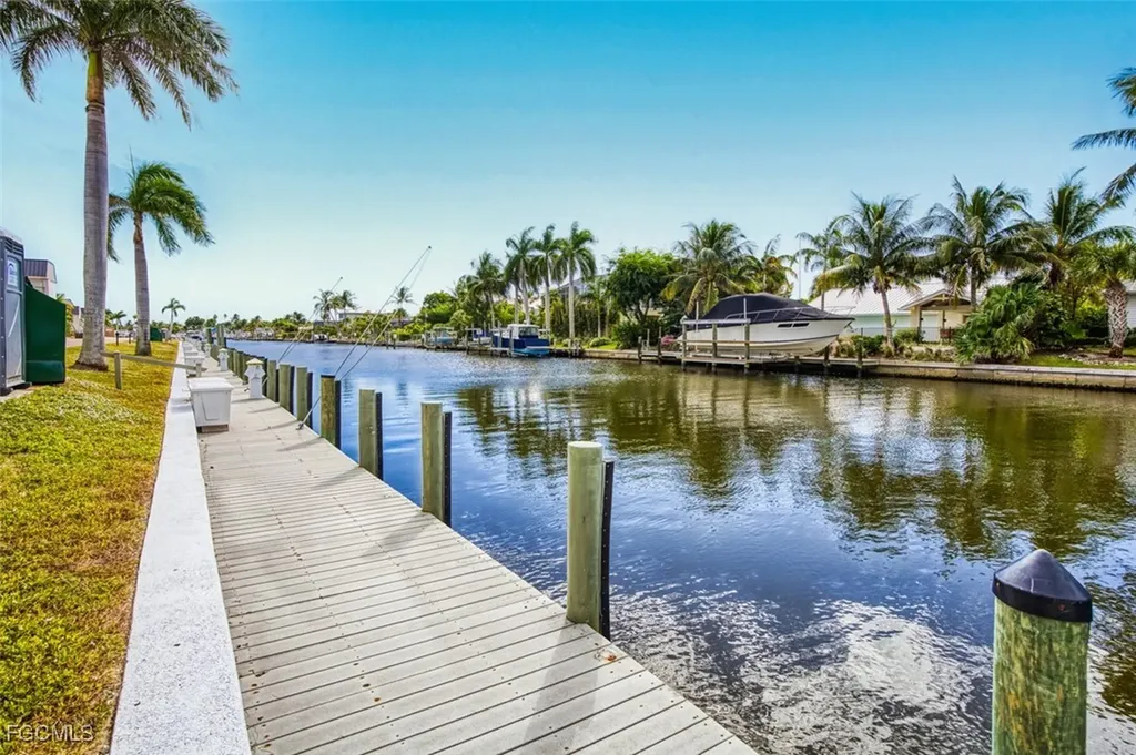 760 Sextant Drive Sanibel FL 33957