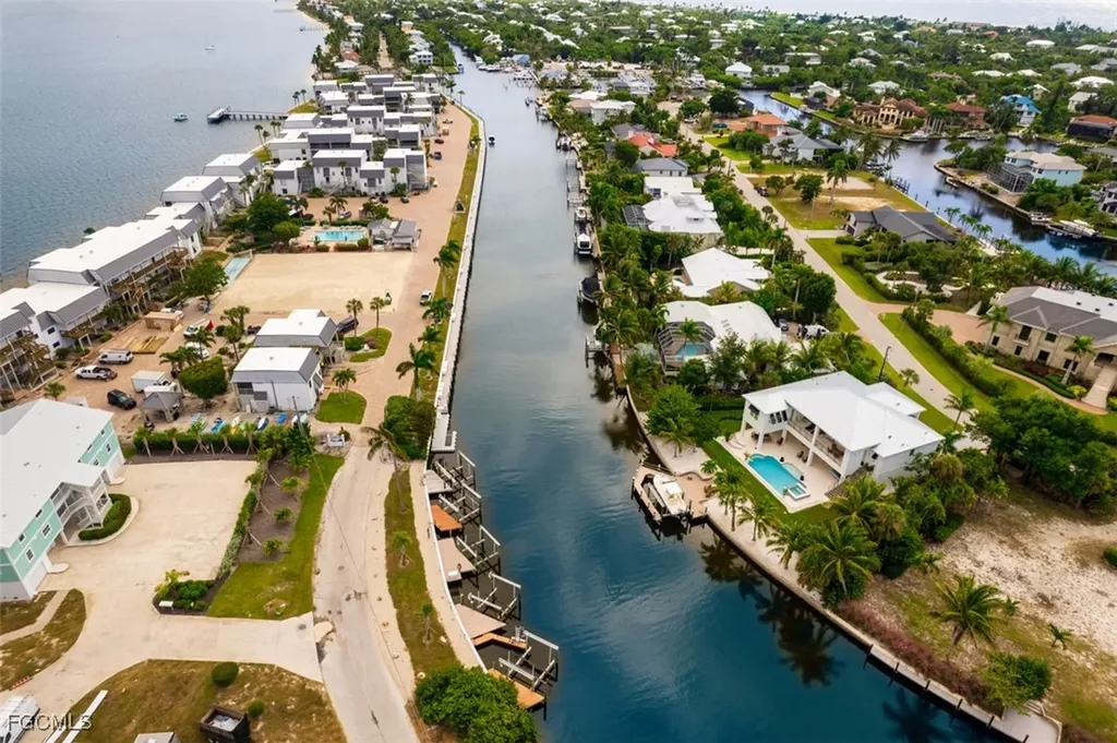 760 Sextant Drive Sanibel FL 33957