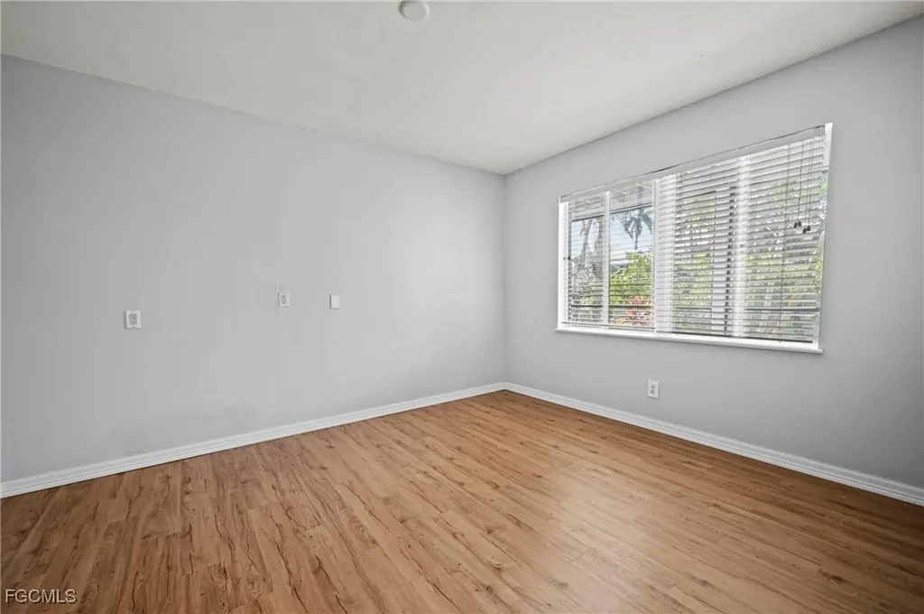 1570 Avion Place Naples FL 34104