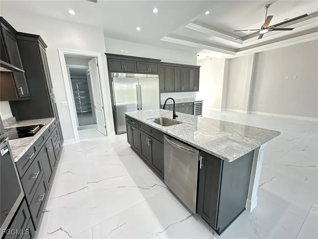 3915 Kismet Parkway W Cape Coral FL 33993