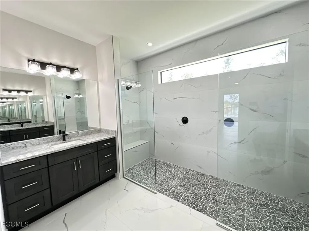 3915 Kismet Parkway W Cape Coral FL 33993