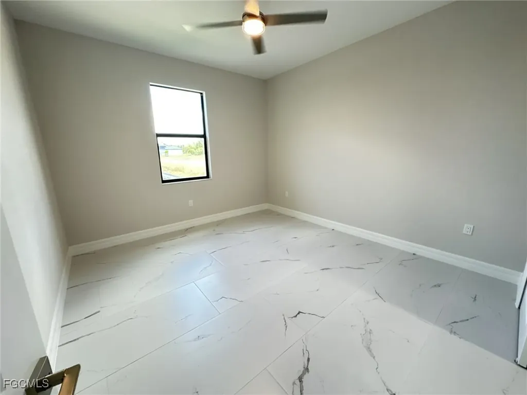 3915 Kismet Parkway W Cape Coral FL 33993