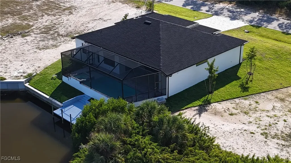 3915 Kismet Parkway W Cape Coral FL 33993