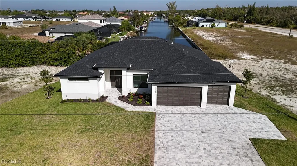 3915 Kismet Parkway W Cape Coral FL 33993