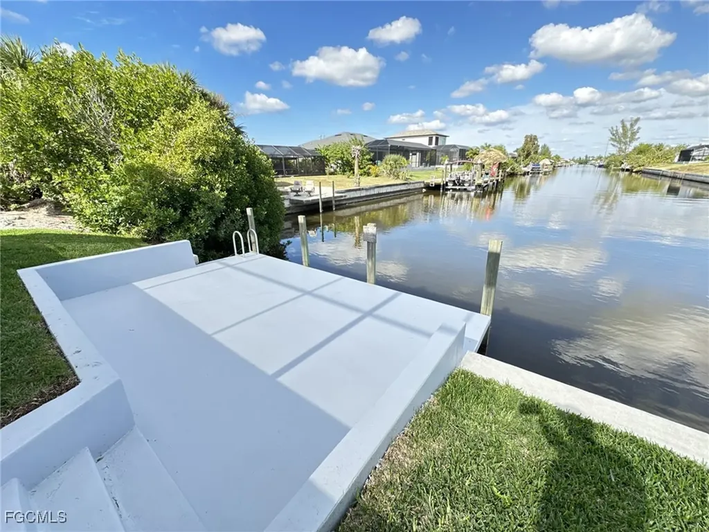3915 Kismet Parkway W Cape Coral FL 33993
