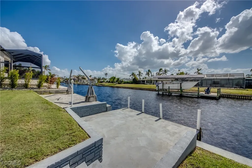 1106 Lorraine Court Cape Coral FL 33904