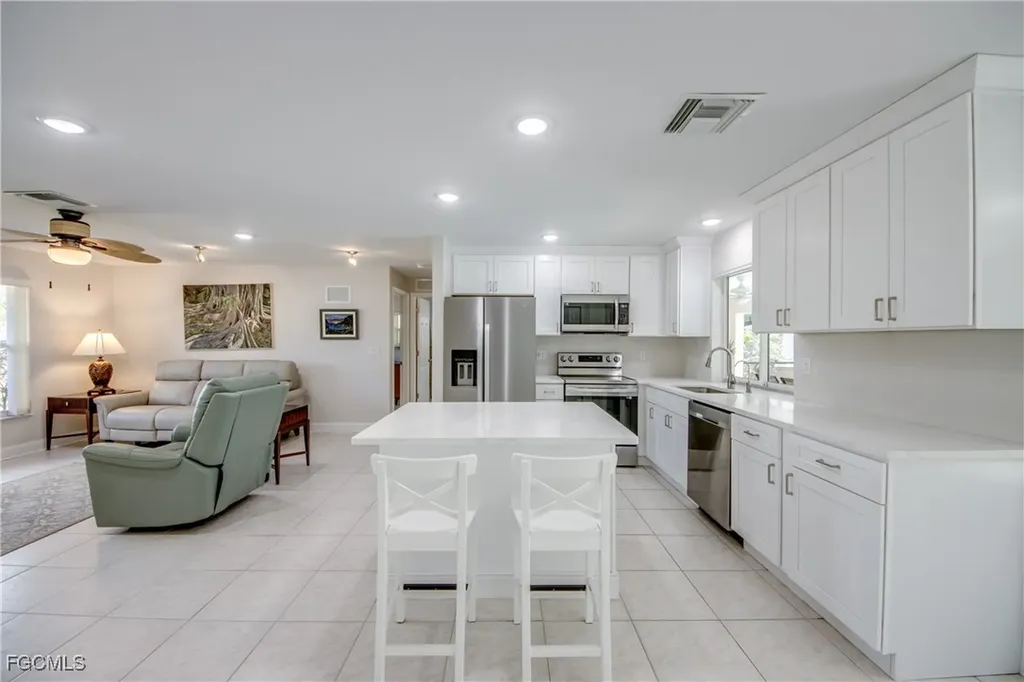 1106 Lorraine Court Cape Coral FL 33904
