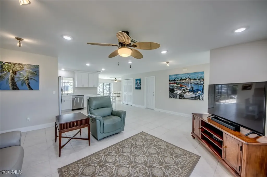 1106 Lorraine Court Cape Coral FL 33904